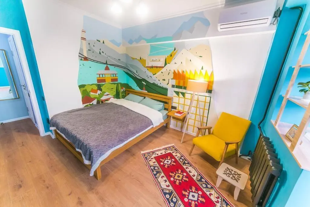 Квартира С Авторским Дизайном В Центре Города Almaty Apartment